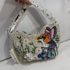 Viral beaded bag Elegant Beaded Shoulder Bag with Floral and Bird Design